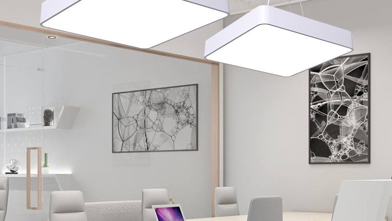 型号里的门道：看懂LED办公照明灯具参数背后的选型逻辑